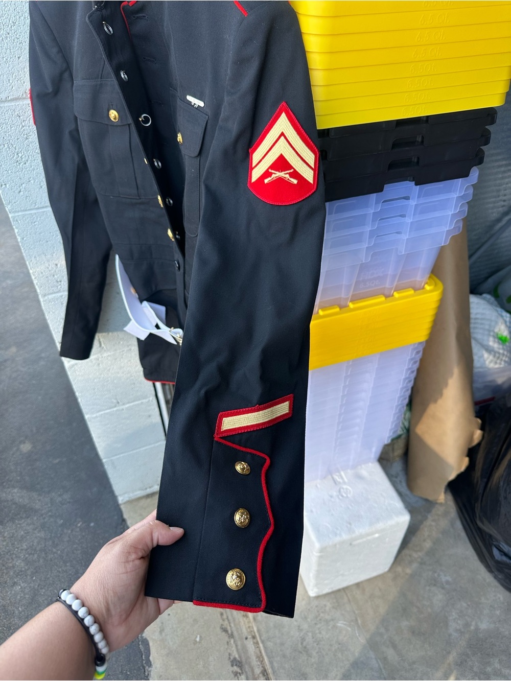 Men's Military-Style Black Dress Coat with Red Trim - Picture 4 of 16